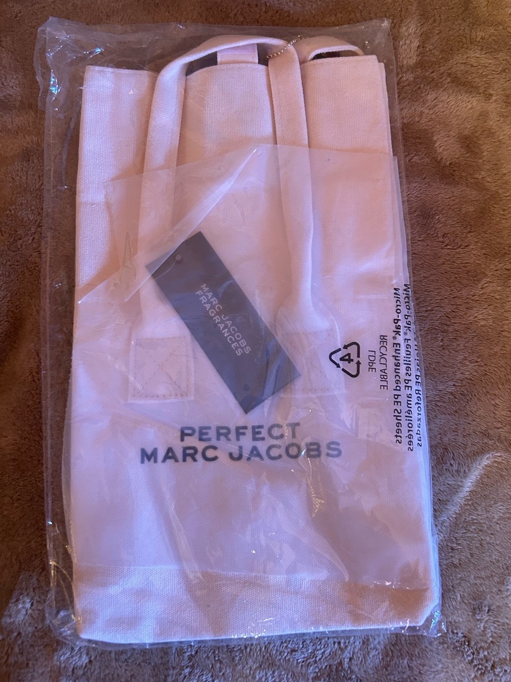 Marc Jacobs Perfect Lunch Bag